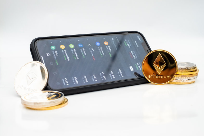 Ethereum (ETH) falls below $2500  What to expect next