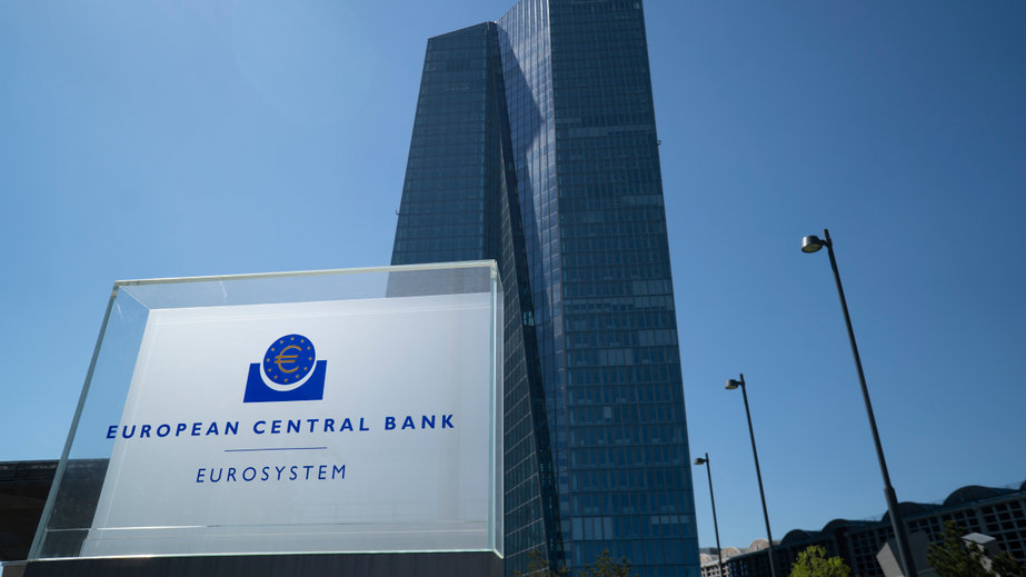 Cryptos growing integration in the financial sector poses financial stability risks, ECB says