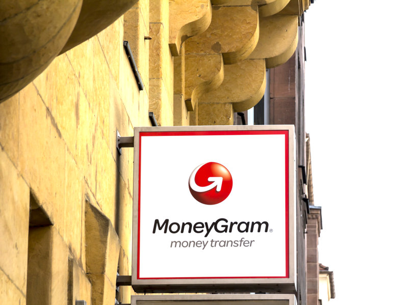  moneygram stablecoins blockchain remittance stellar partner partnership 