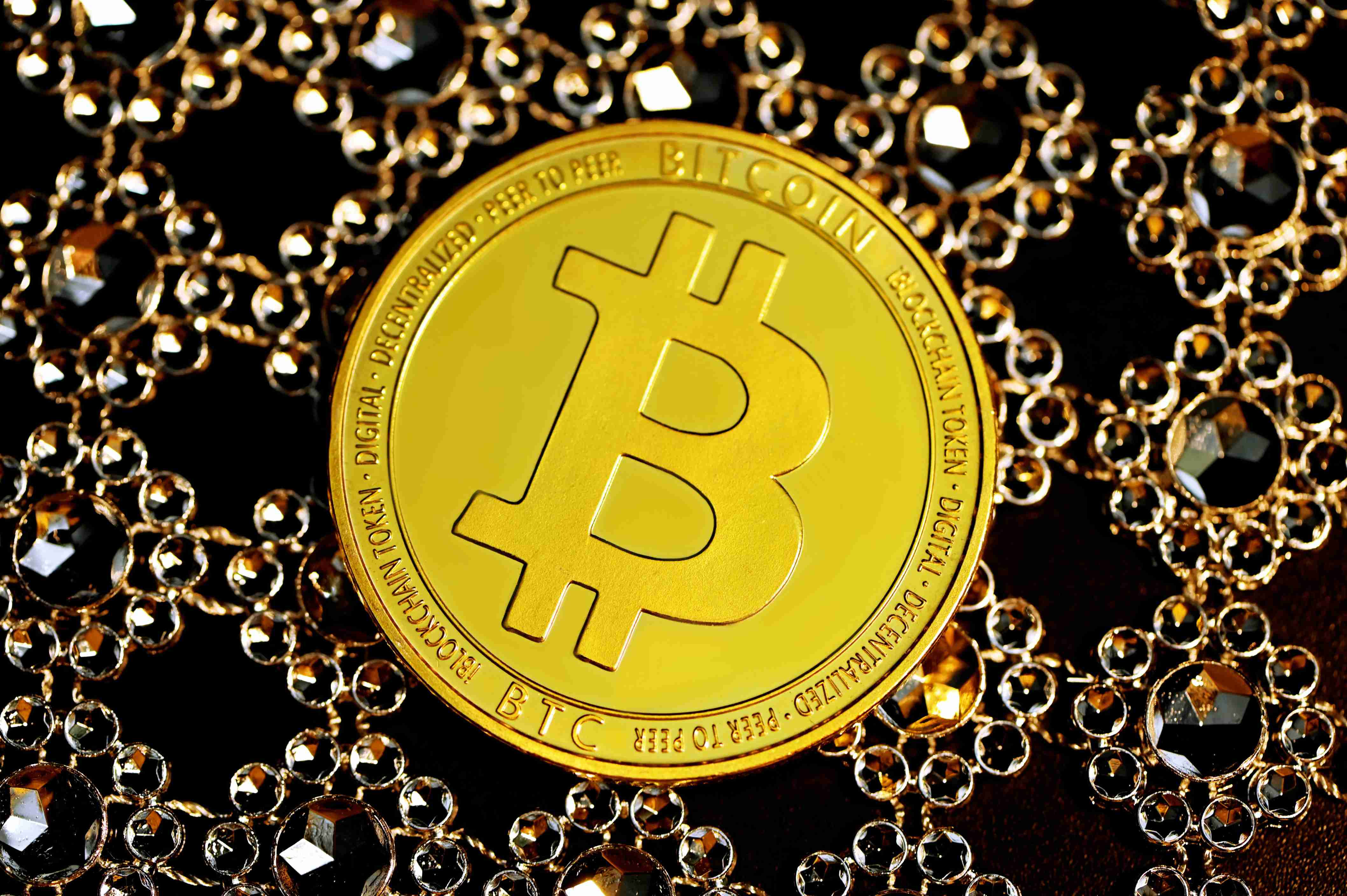  bitcoin asset says mike macro novogratz going 