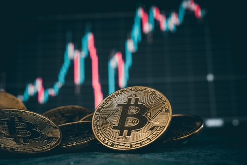 Bitcoin maintains its price above $21k as the market slowly recovers