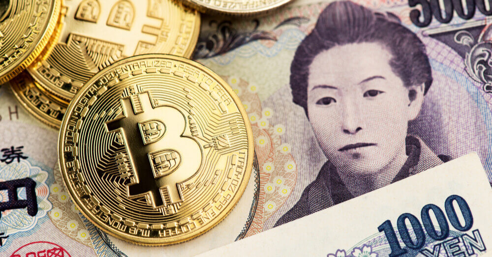 Bitcoin and Japanese yen notes