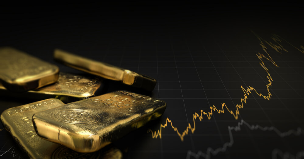 An image of Bitcoin and gold