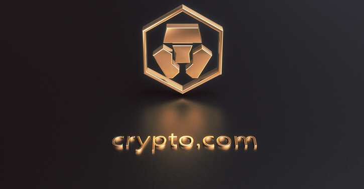 Crypto com cryptocurrency golden icon 3d illustration