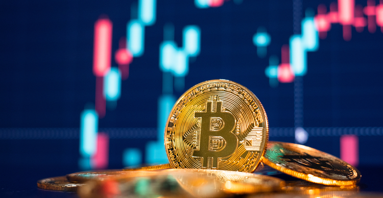 Bitcoin closes strongest weekly candle since April