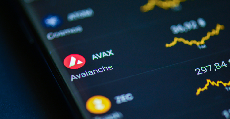 AVAX pumps 200% in 2 weeks: where to buy Avalanche