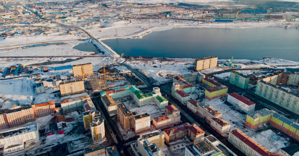 Luchtfoto van Norilsk City in Rusland