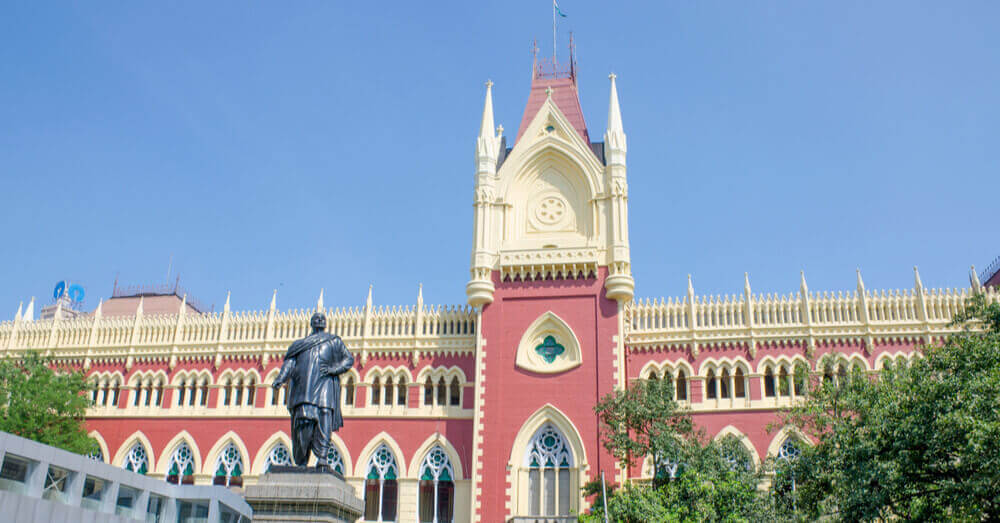 Foto van het Supreme Court gebouw in Calcutta, India.