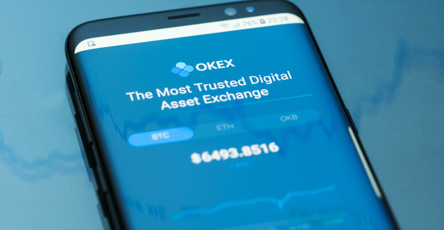 Foto van de OKEx mobiele app