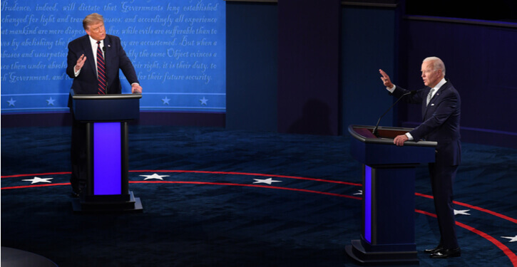 Foto van Joe Biden en Donald Trump tijdens het eerste presidentiële debat in 2020