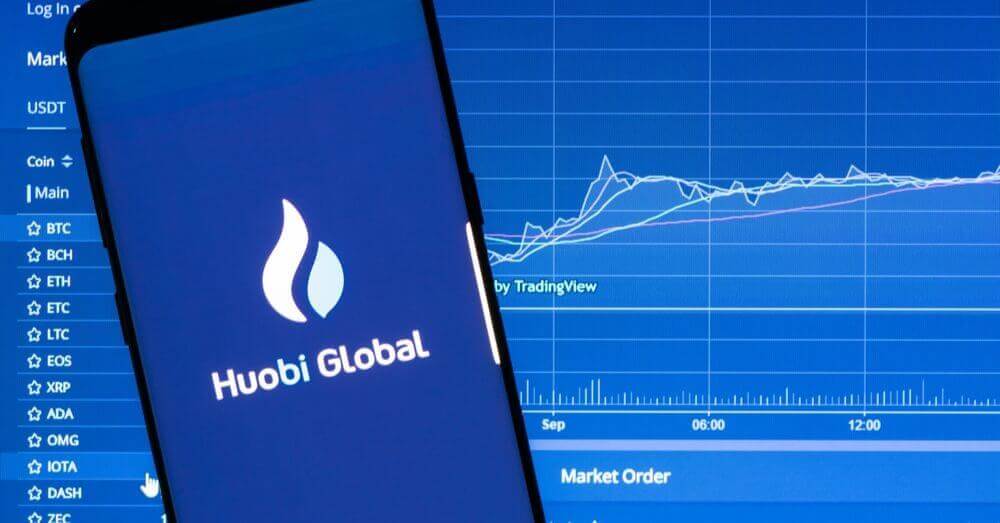 Une image de la plateforme Huobi Global sur un téléphone