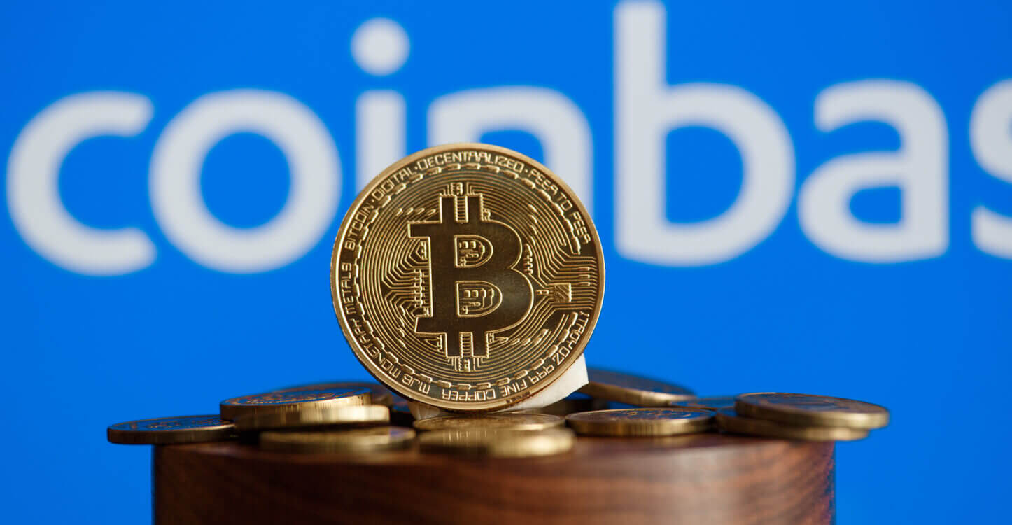 Une image de Bitcoins avec un fond mentionnant Coinbase