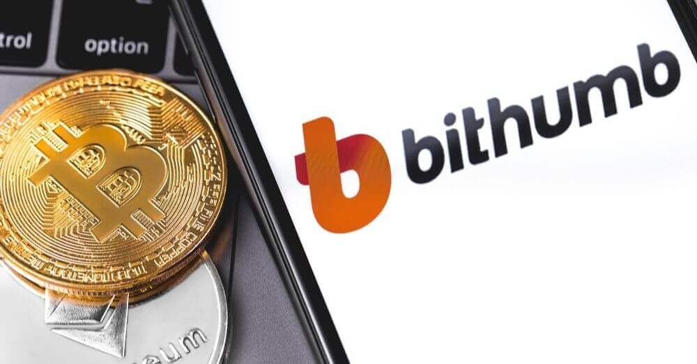 İki kripto paranın üzerinde bithumb logosunun bir görüntüsü