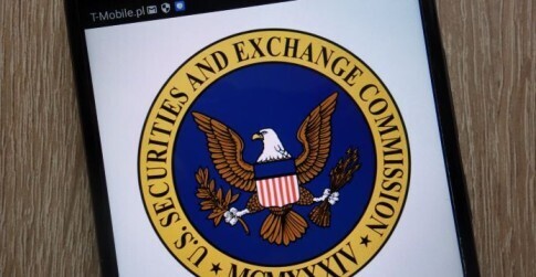 Une image du logo de la SEC sur un smartphone