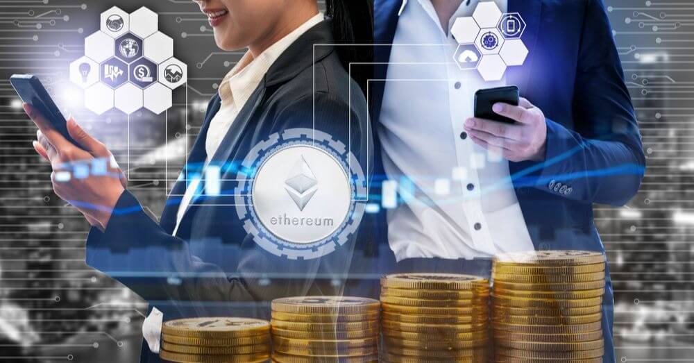 Ethereum und lächelnde Investoren