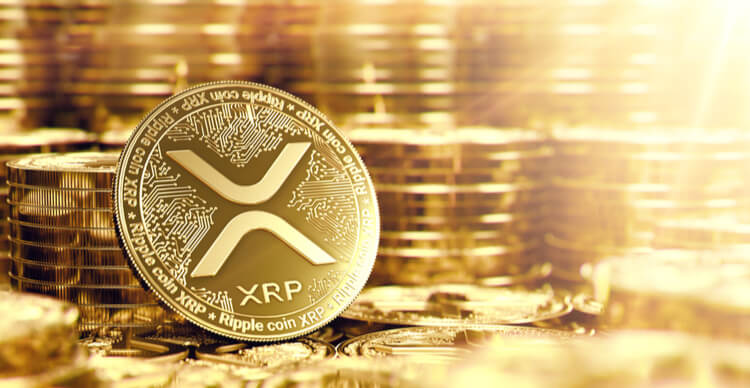 Bild eines hell leuchtenden XRP vor einem goldenen Hintergrund