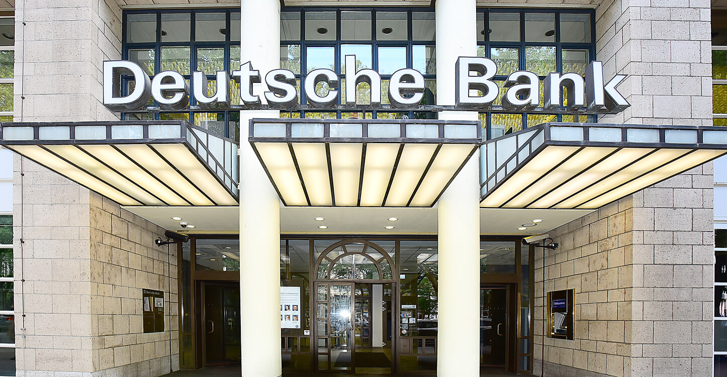 Eingang der Deutschen Bank