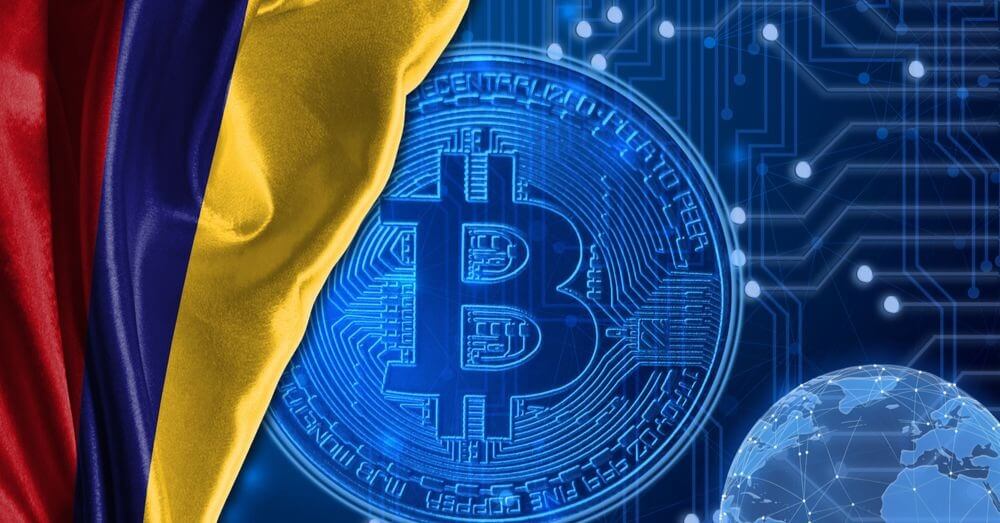 Bild der kolumbianischen Flagge vor einem Bitcoin-Hintergrund