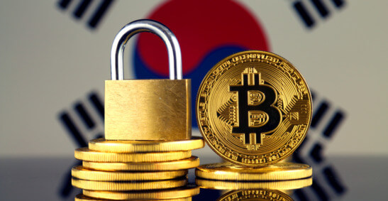 Bild von Bitcoin und Vorhängeschloss mit südkoreanischer Flagge