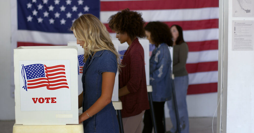 Le vote dans un bureau de vote