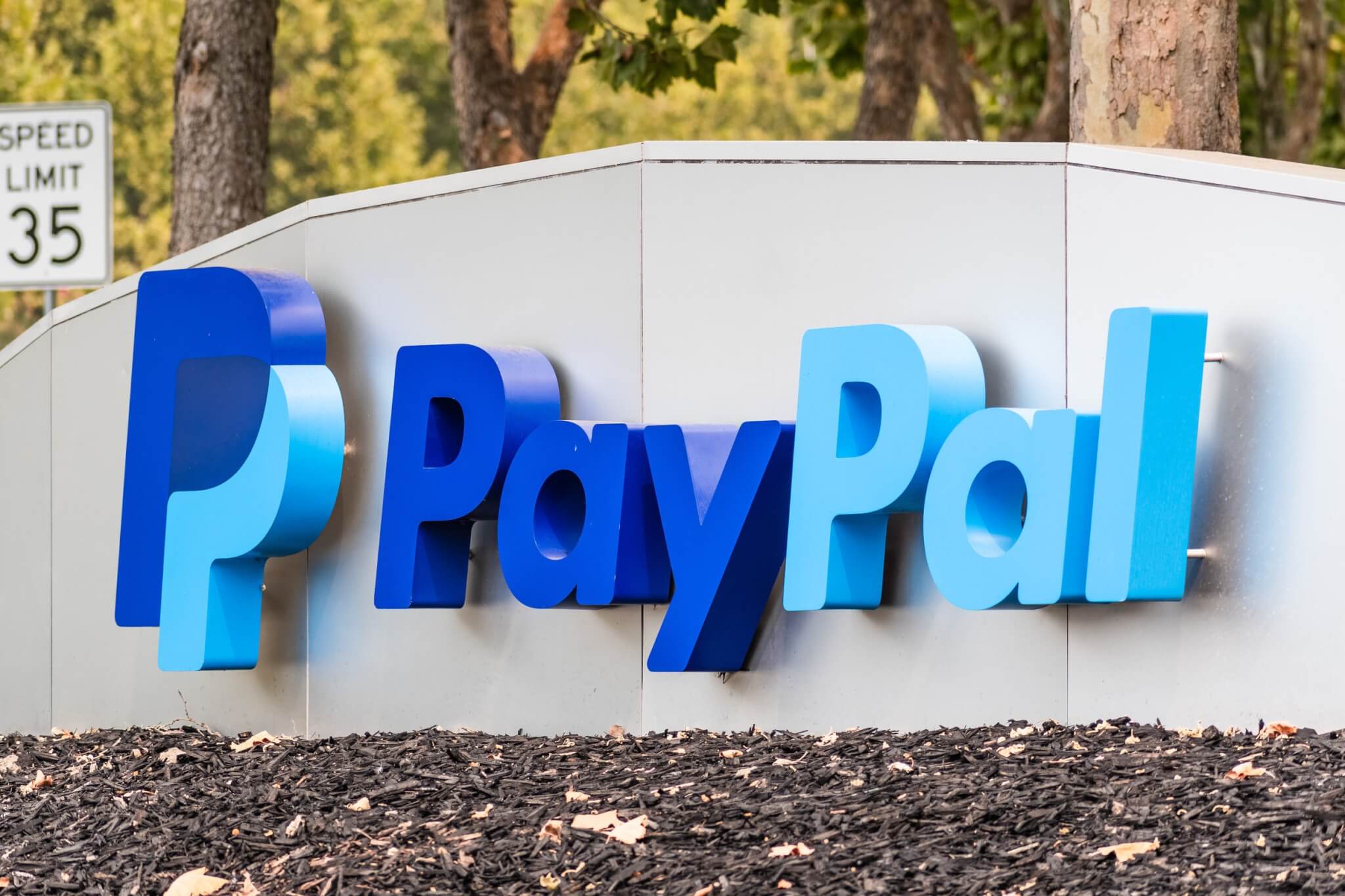 paypal to halt crypto sales uk october 1st