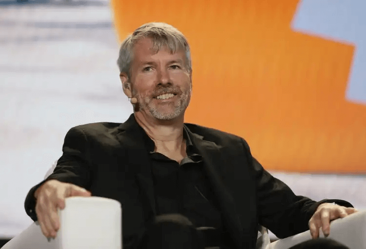 Michael Saylor anuncia planes para recaudar $21 mil millones para comprar Bitcoin - CoinJournal